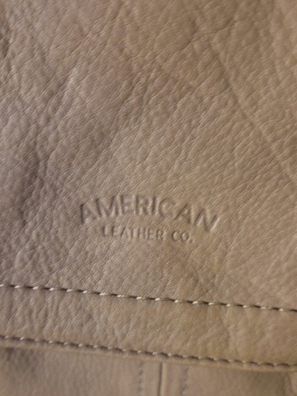 Women’s Tan Crossbody Purse with Striped Adjustable Strap - Picture 3 of 4